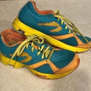Newton‎ running shoes
